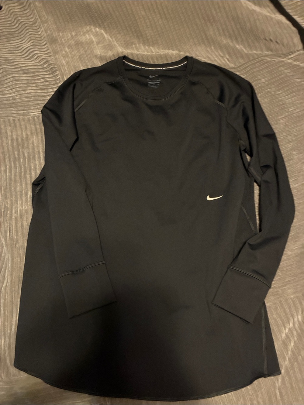 Nike Men’s Black Long Sleeve Crew with Small Swoosh